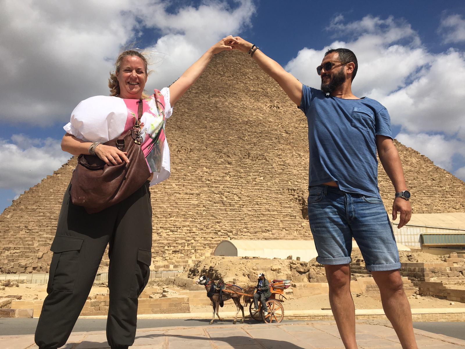 Exclusive Private Tour Inside The Great Pyramid – Egypt Female Tour Guide